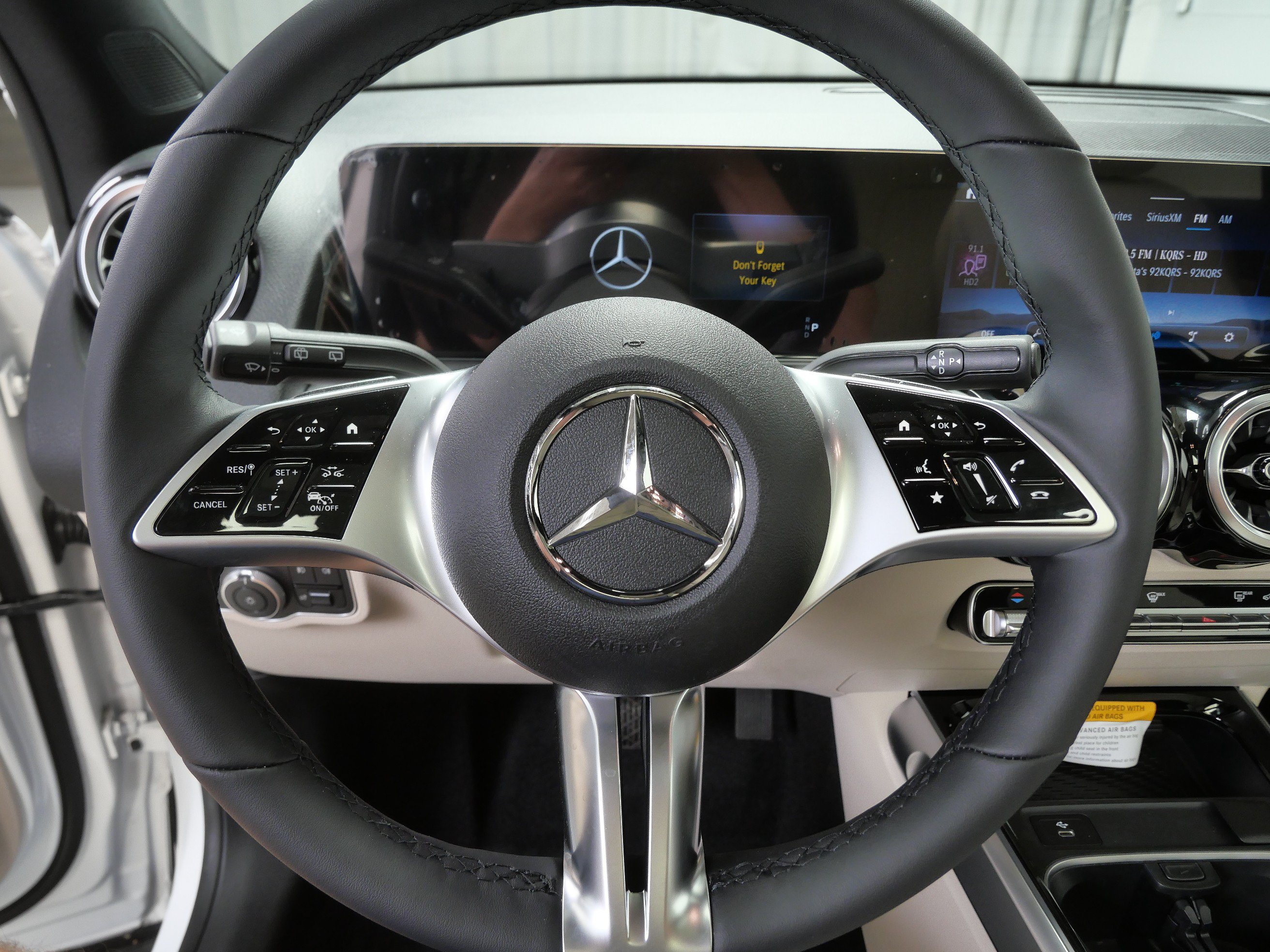 New 2026 Mercedes-Benz GLB 250 4MATIC image 16