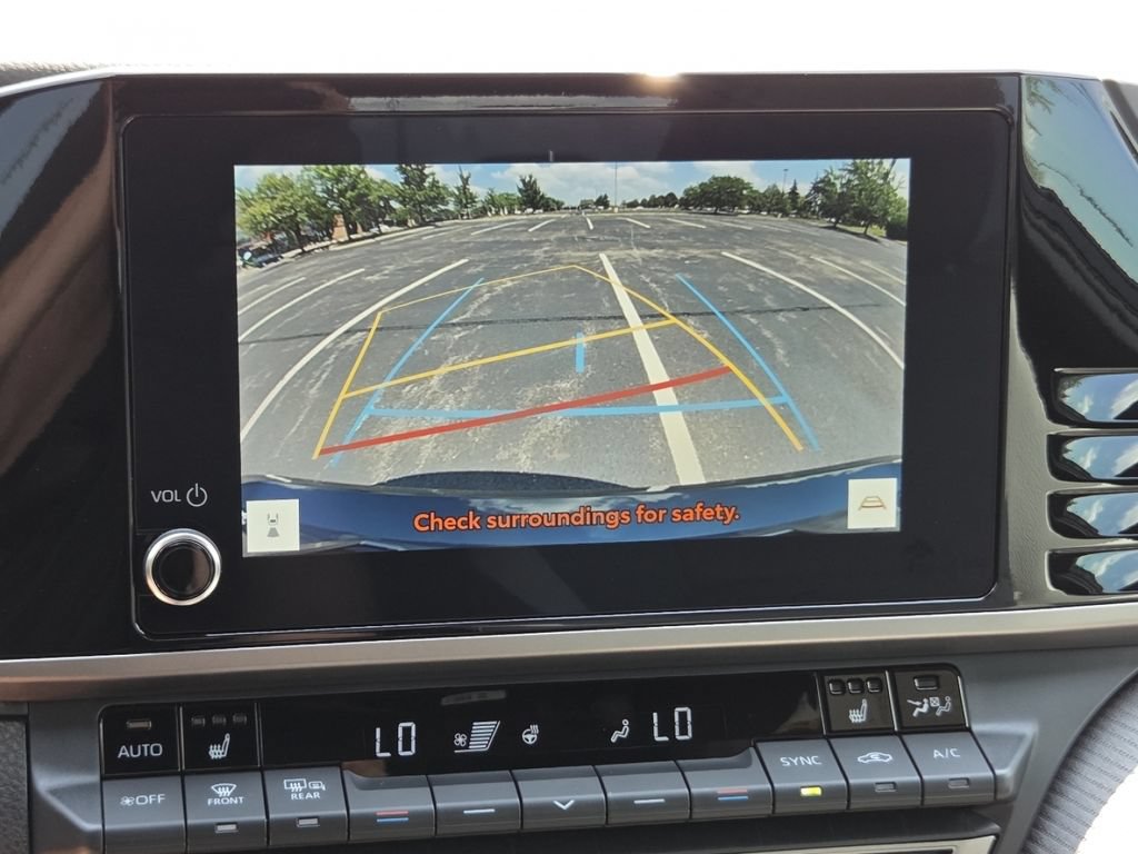 Used 2026 Toyota Camry SE w/ Convenience Package FWD image 10
