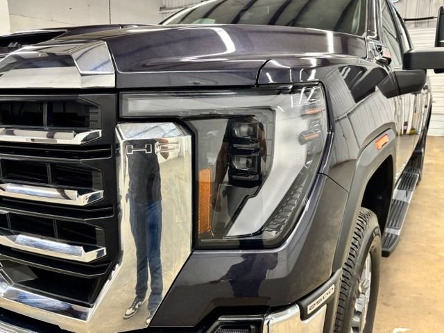 Used 2026 GMC Sierra 2500 SLE w/ SLE Value Package; AWD/4WD image 9