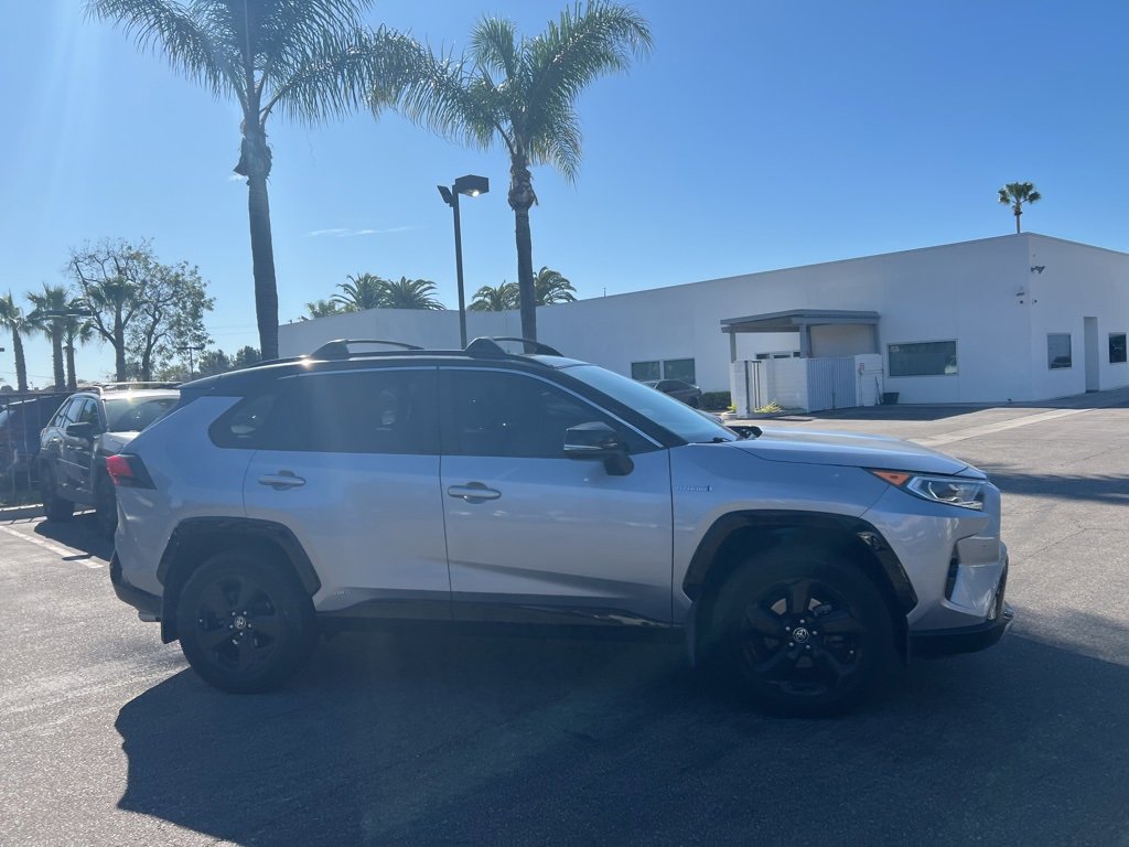 Used 2020 Toyota RAV4 XSE image 4