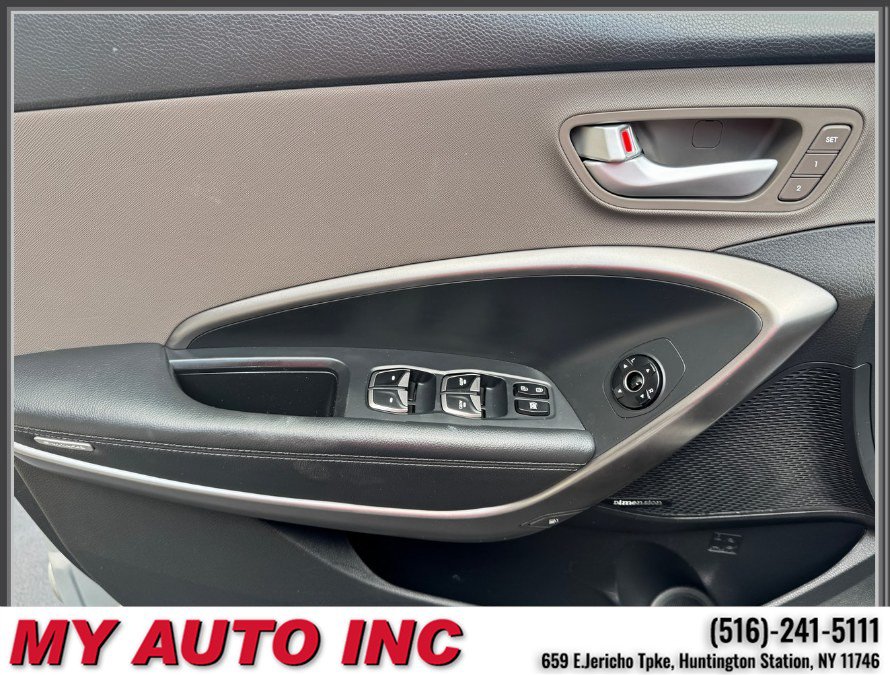 Used 2015 Hyundai Santa Fe GLS w/ Option Group 03 AWD/4WD image 24