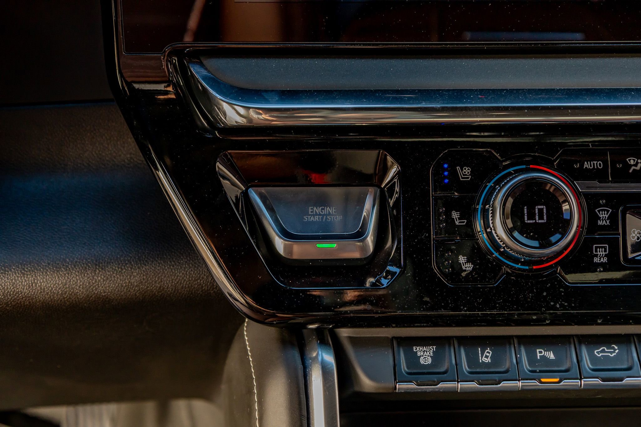 Used 2026 GMC Sierra 3500 Denali Ultimate image 23