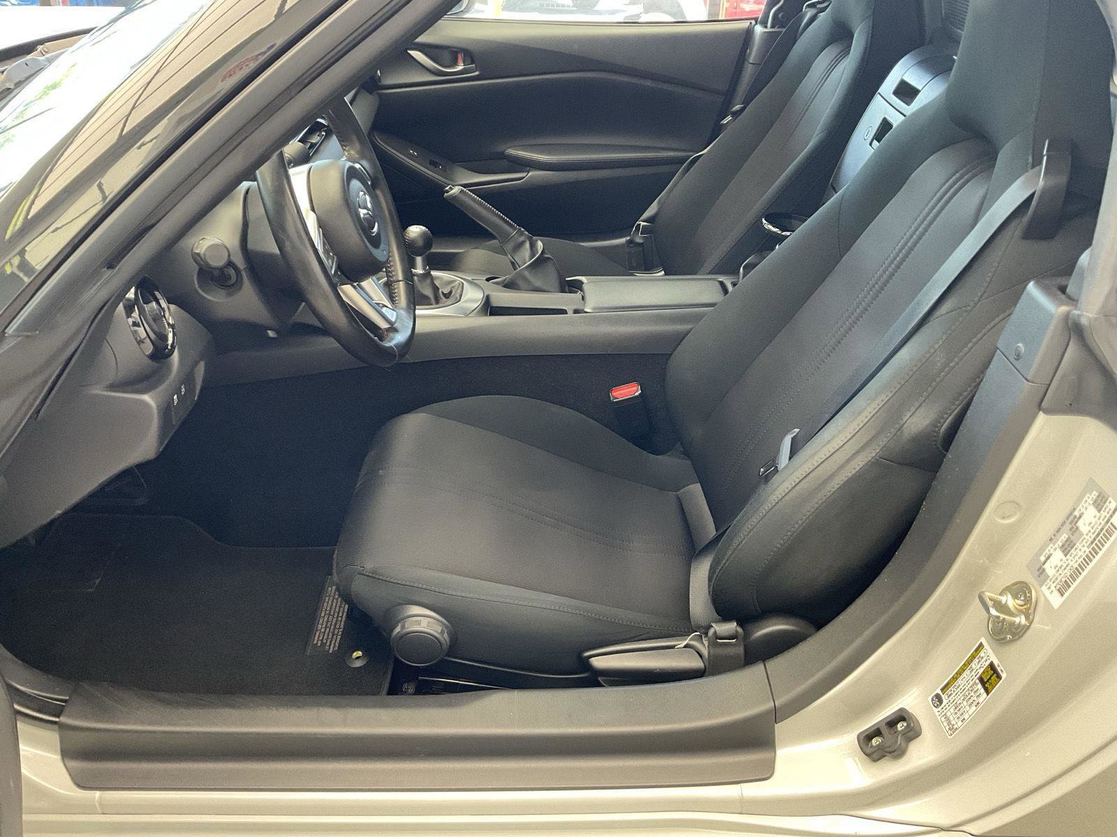 Used 2016 MAZDA MX-5 Miata Sport RWD image 8