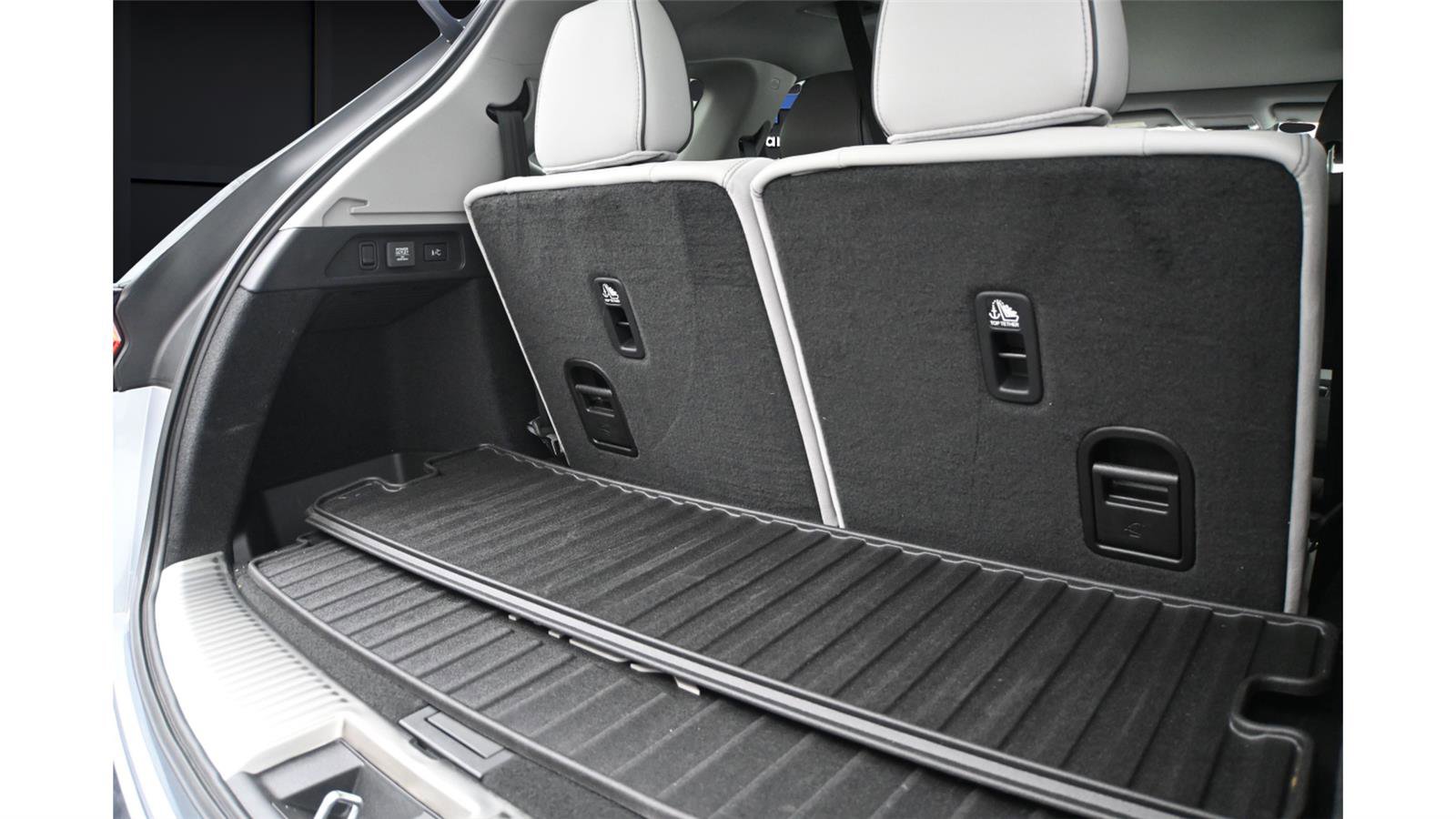 Certified 2026 Acura MDX SH-AWD w/ Advance Package image 25