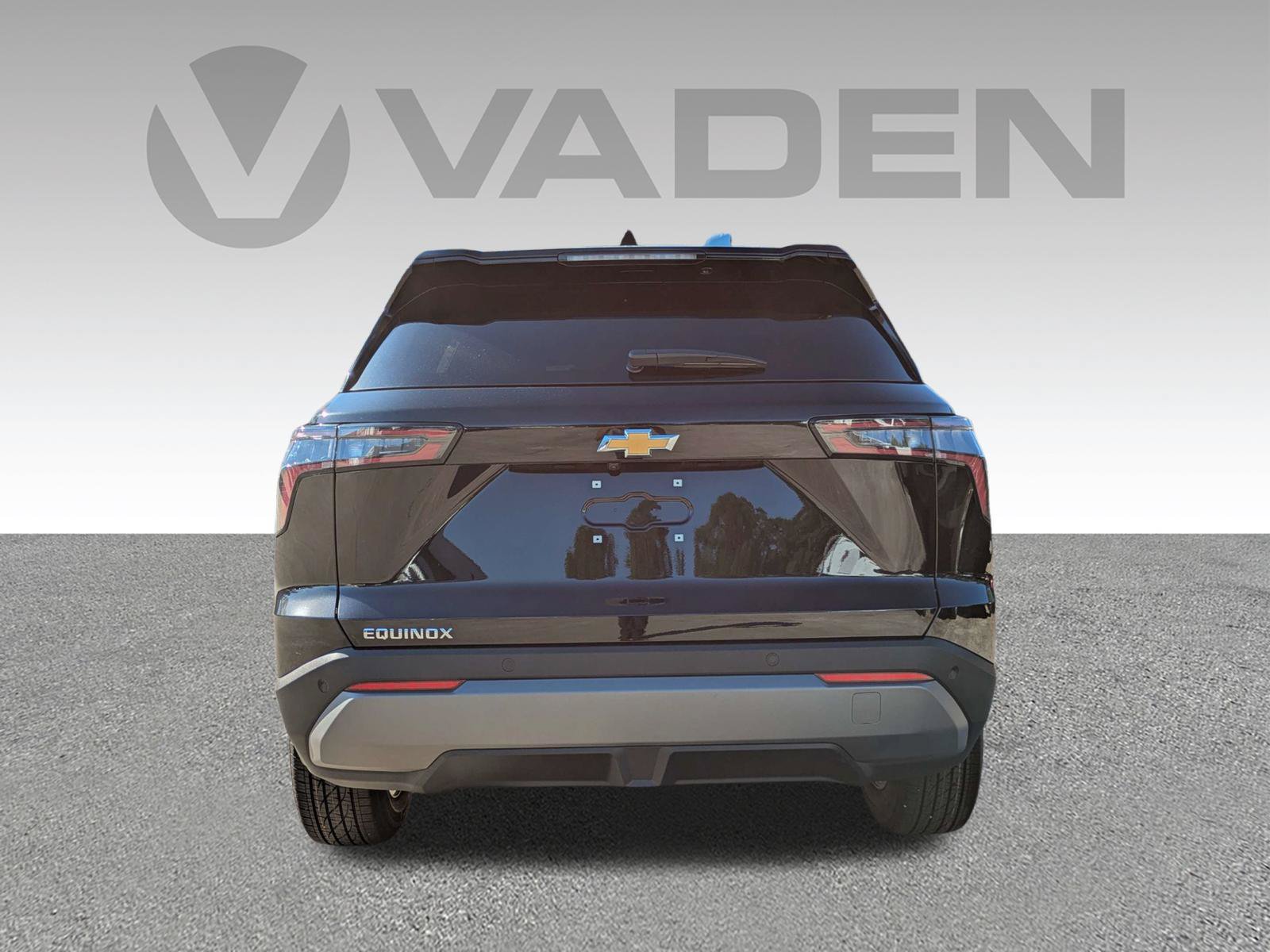 New 2027 Chevrolet Equinox LT w/ Convenience Package II FWD image 28