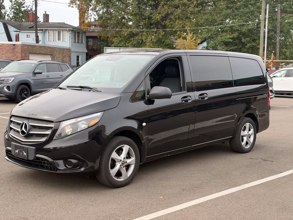 Used 2020 Mercedes-Benz Metris Passenger image 1