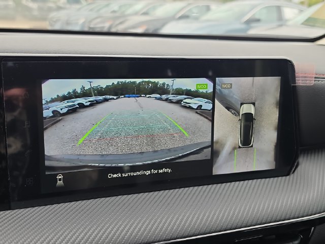 New 2026 Nissan Kicks SR w/ Cold Weather Package FWD image 23