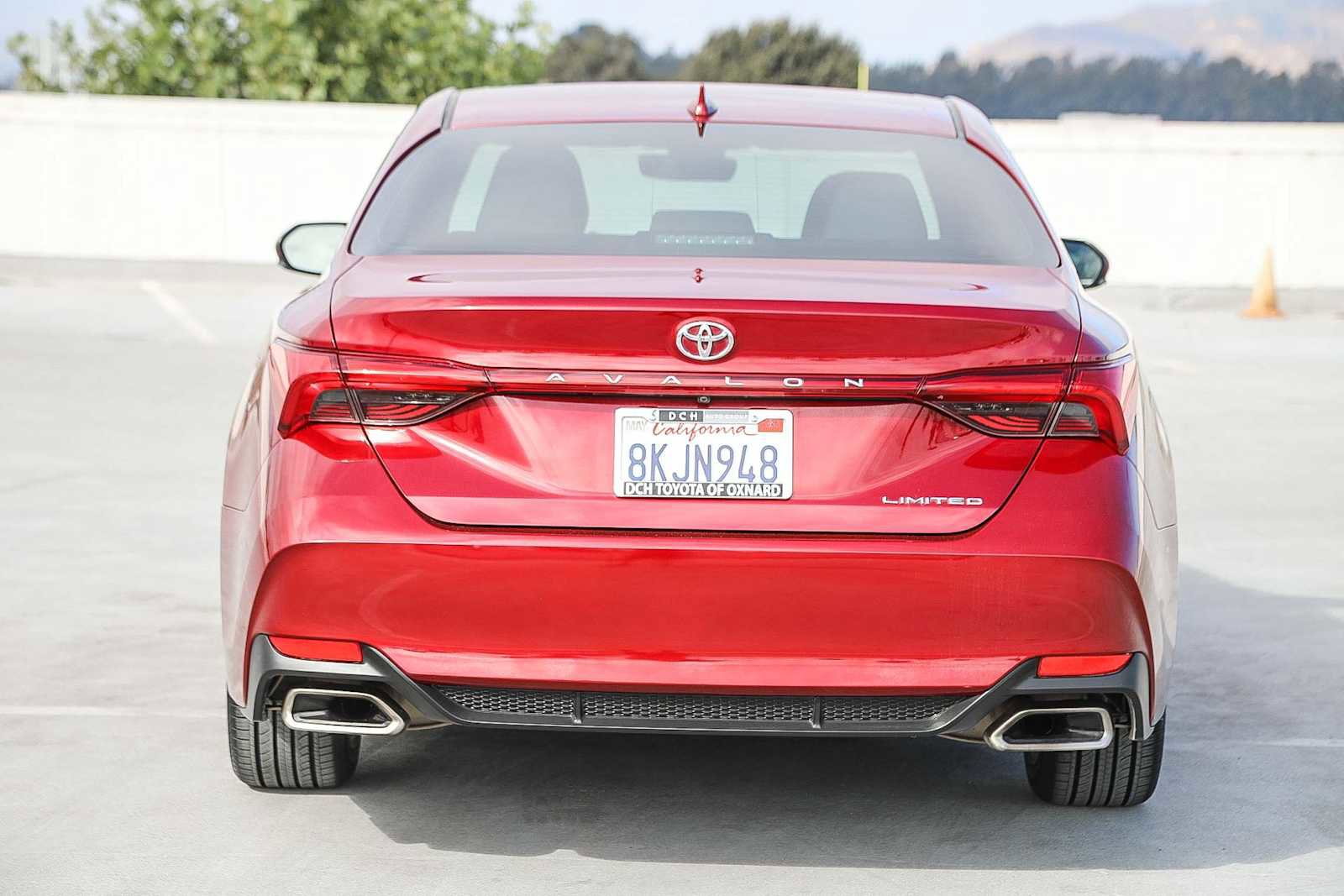 Certified 2019 Toyota Avalon Limited image 15