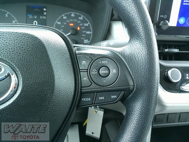 Used 2023 Toyota Corolla Cross L image 13