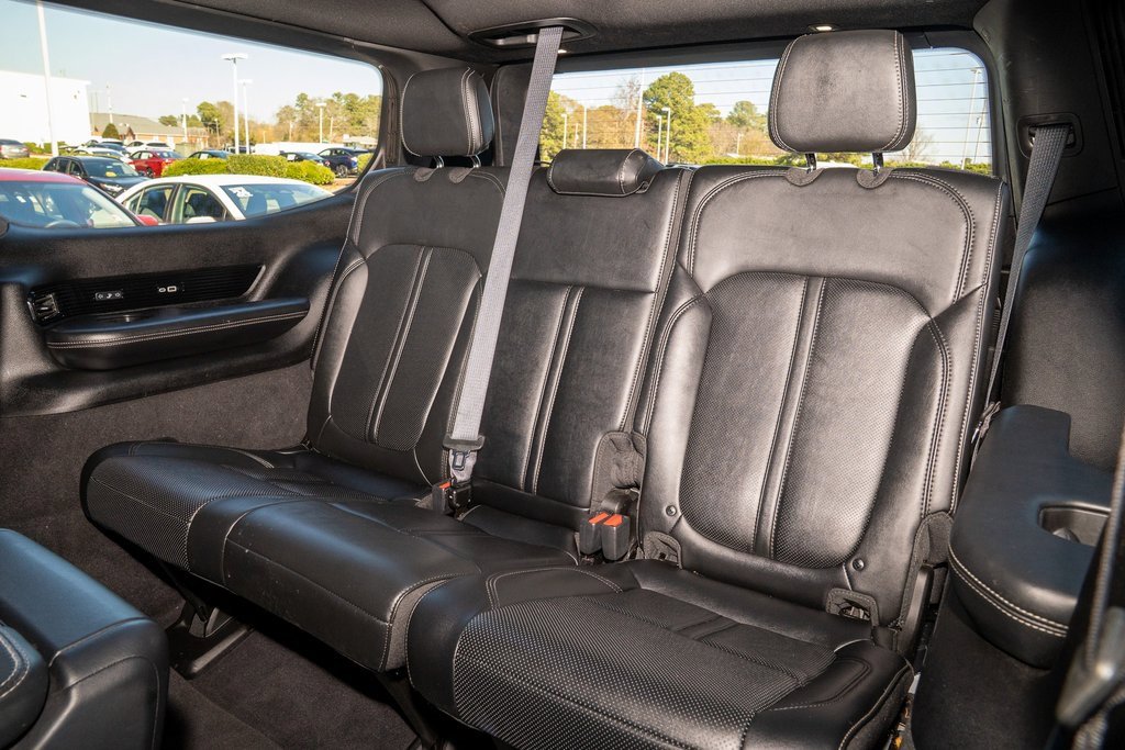 Used 2023 Jeep Grand Wagoneer 4WD image 11