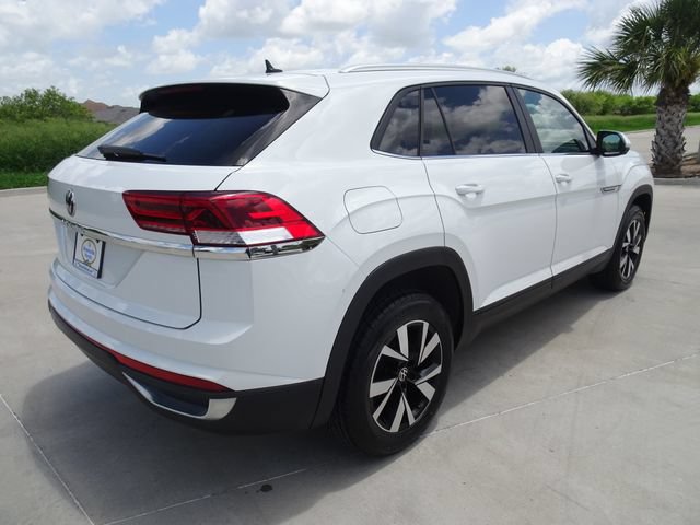 Used 2023 Volkswagen Atlas Cross Sport SE FWD image 4