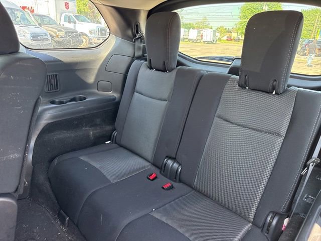 Used 2019 Nissan Pathfinder SV AWD/4WD image 10