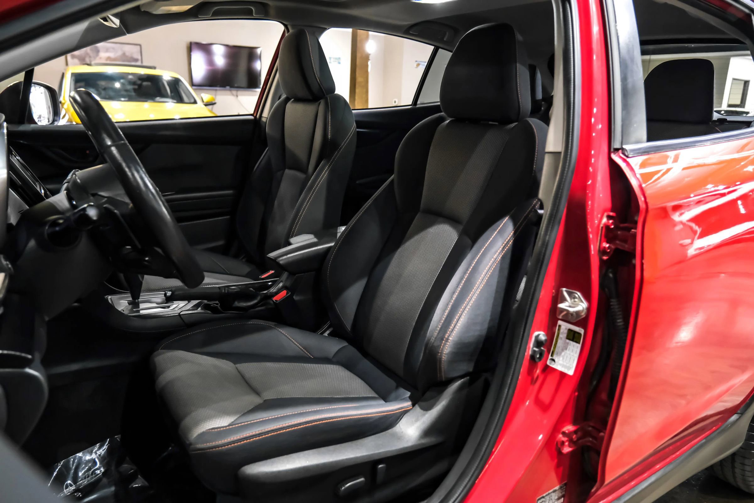 Used 2021 Subaru Crosstrek 2.0i Premium w/ Moonroof Package image 4