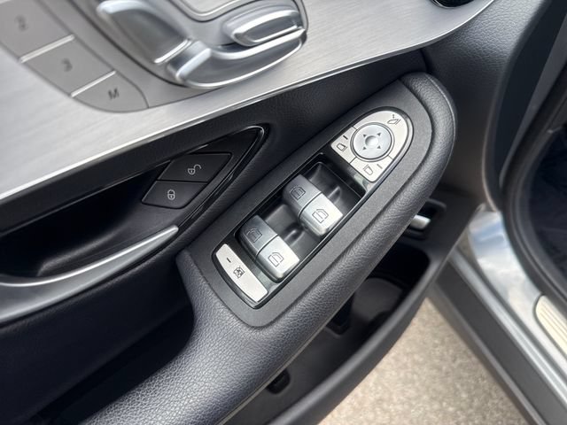 Used 2022 Mercedes-Benz GLC 300 image 10