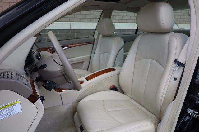 Used 2006 Mercedes-Benz E 350 4MATIC Sedan image 18