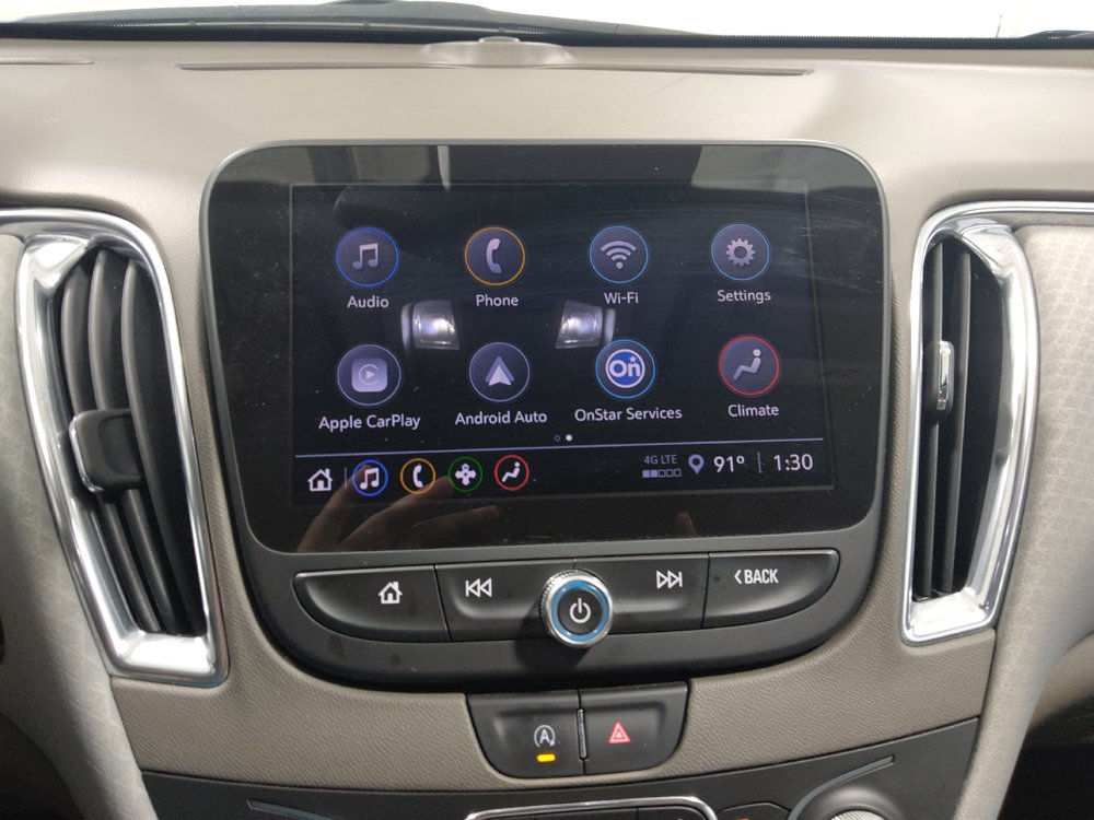 Used 2021 Chevrolet Malibu LT FWD image 25