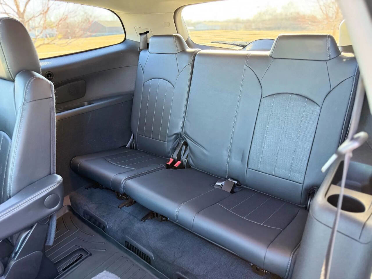 Used 2017 Buick Enclave Leather image 11