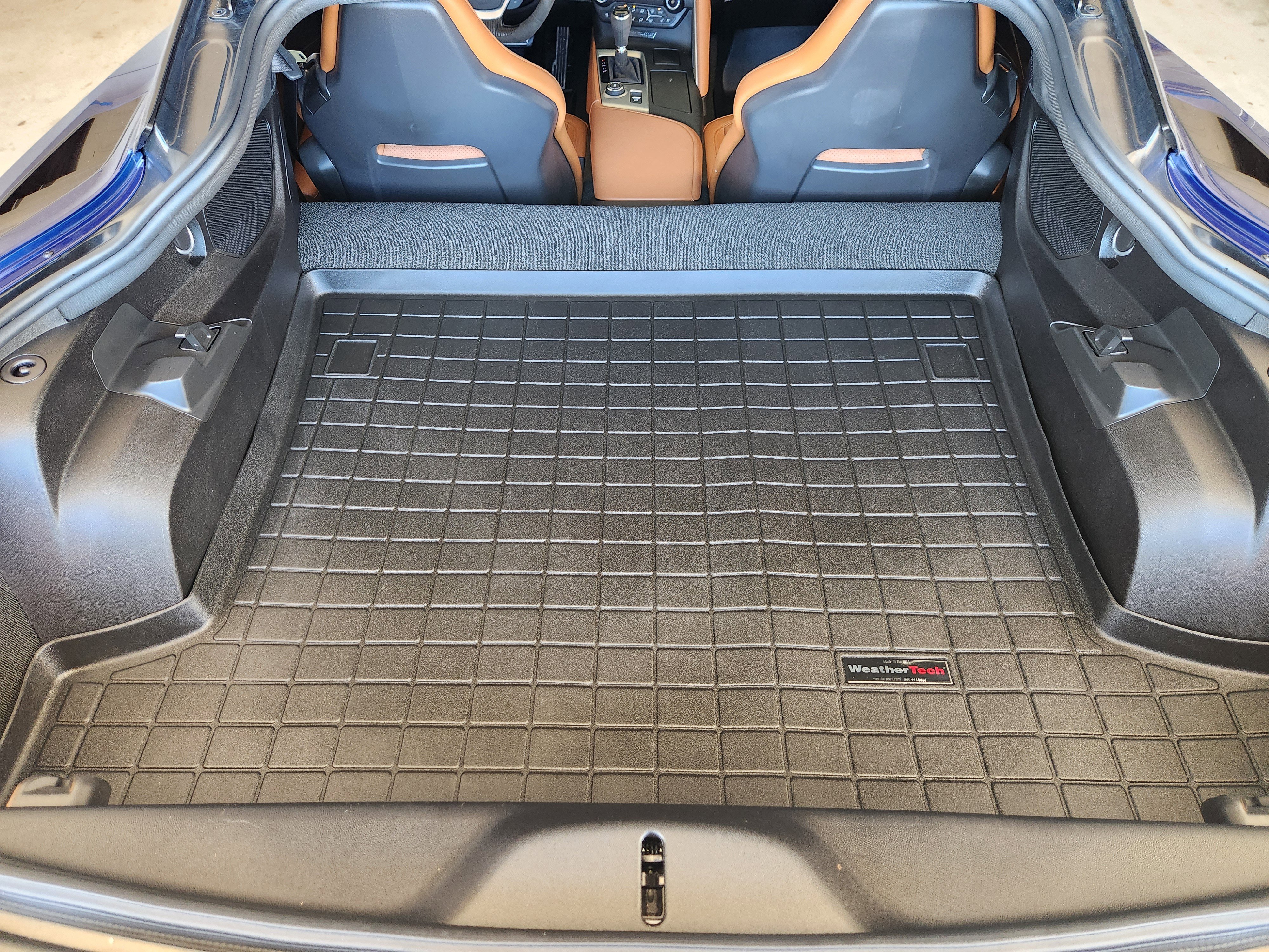 Certified 2018 Chevrolet Corvette 2LT w/ 2LT Preferred Equipment Group image 42