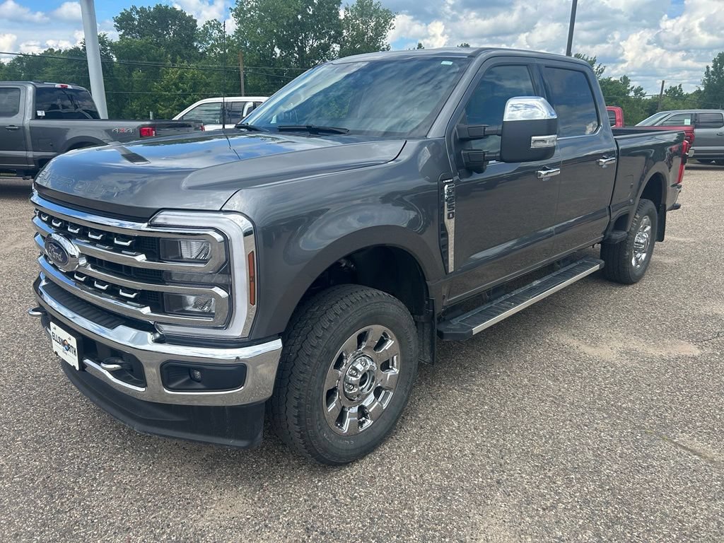 Used 2024 Ford F250 Lariat w/ Chrome Package AWD/4WD image 3