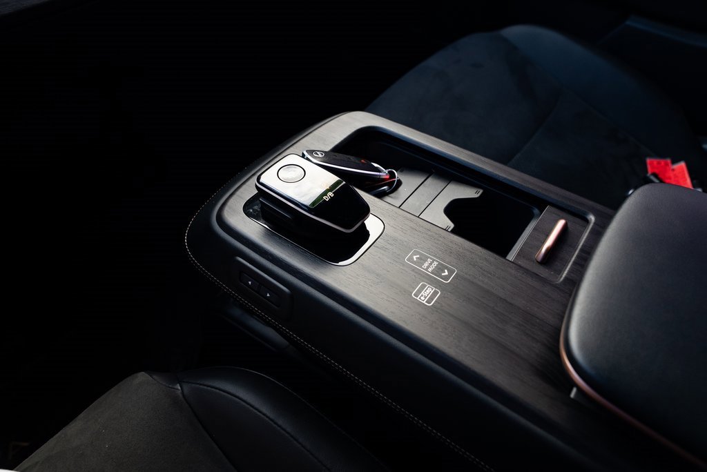 Used 2024 Nissan Ariya AWD image 17