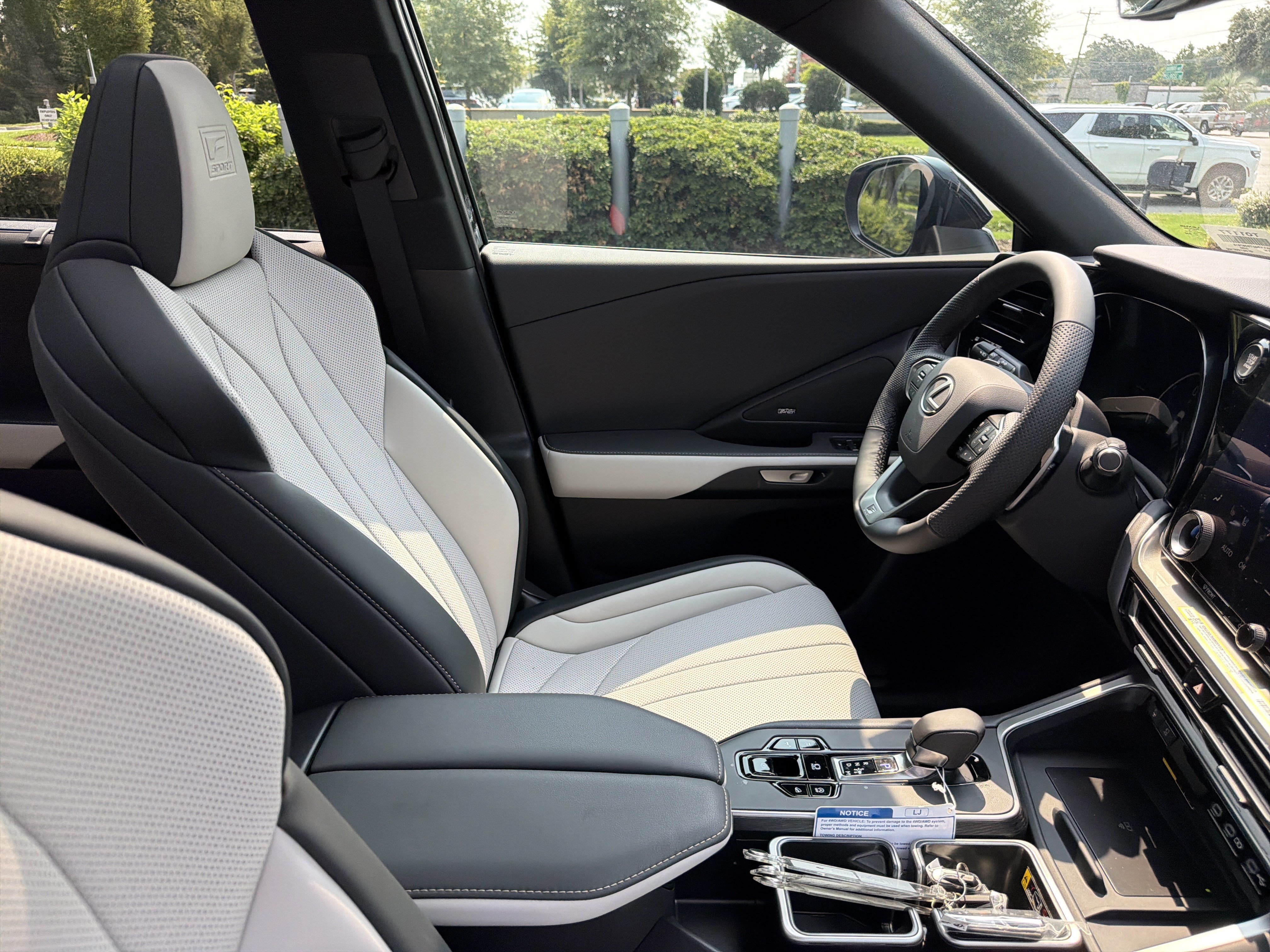New 2026 Lexus TX 350 AWD image 32