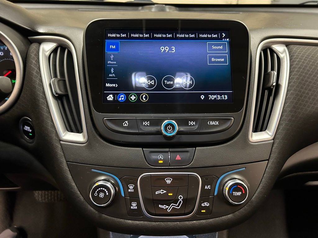 Used 2020 Chevrolet Malibu LS image 24