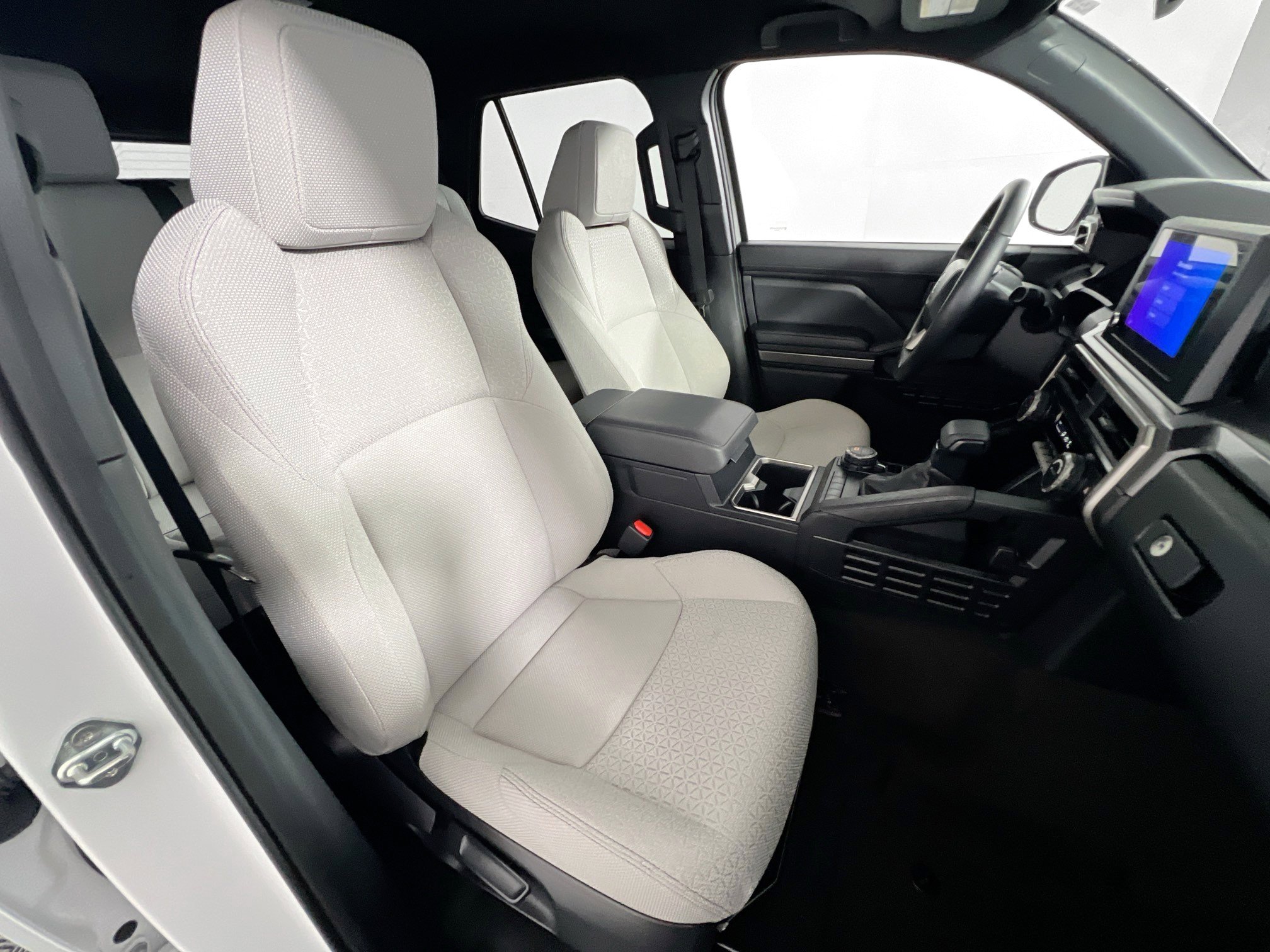 Used 2025 Toyota 4Runner SR5 image 31