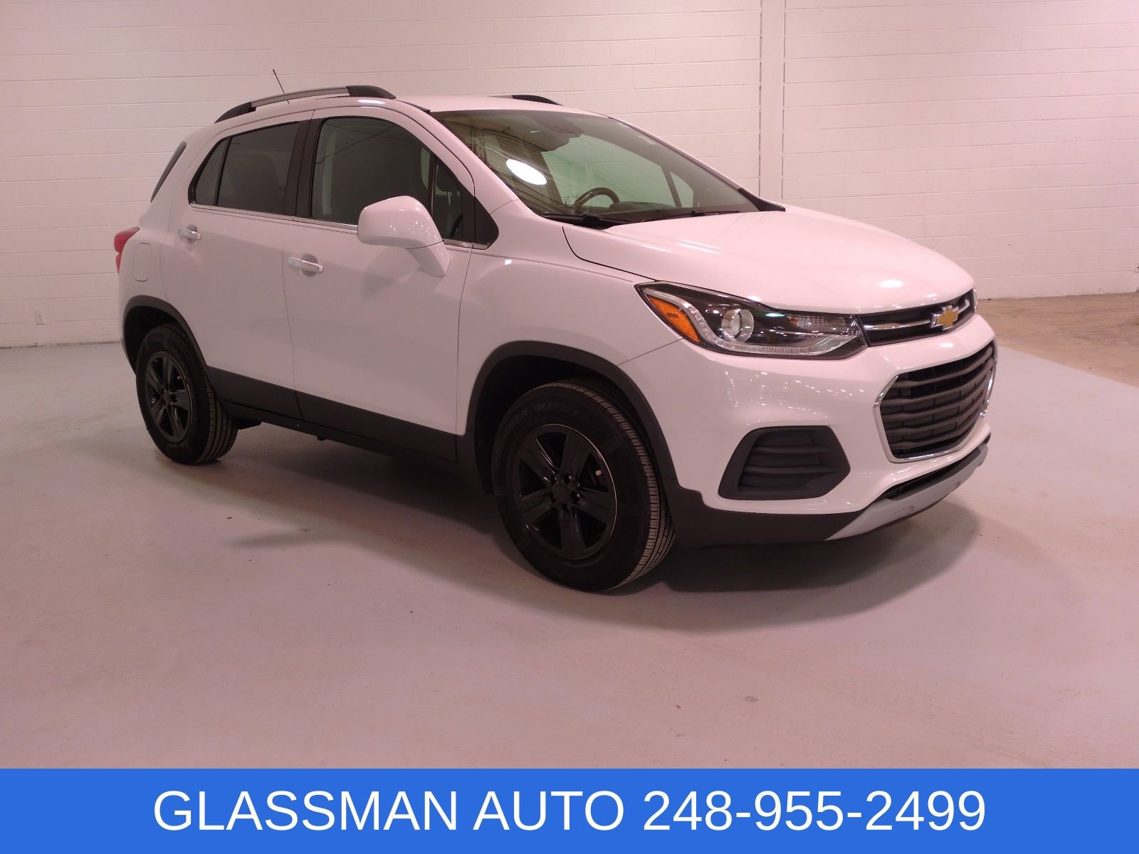 Used 2018 Chevrolet Trax LT w/ LT Convenience Package AWD/4WD image 1