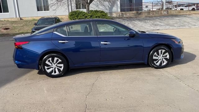Used 2023 Nissan Altima 2.5 S image 9