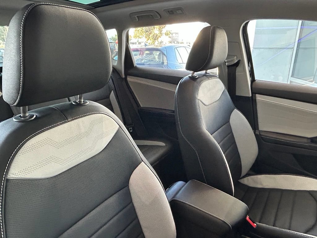 New 2026 Volkswagen Taos SEL AWD/4WD image 28
