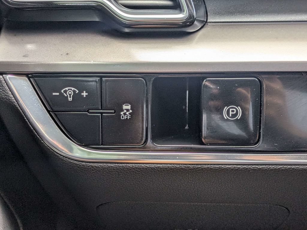 Used 2024 Kia Sportage EX FWD image 24