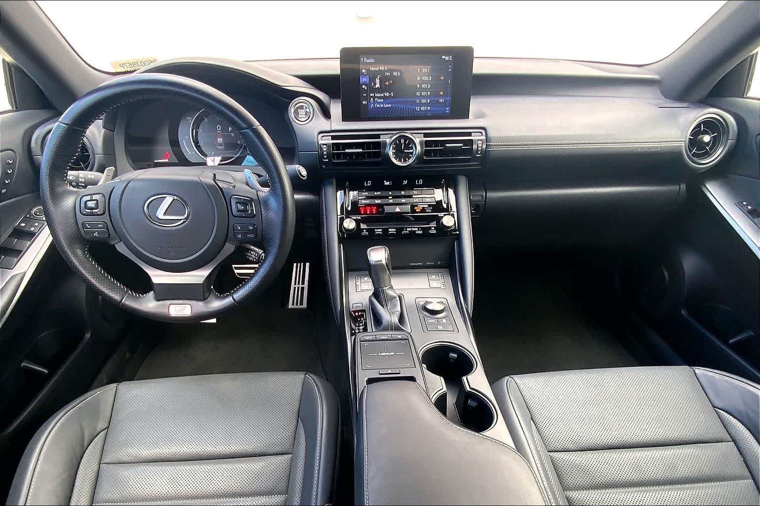 Used 2023 Lexus IS 500 RWD image 10