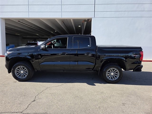 Used 2024 Chevrolet Colorado LT image 3