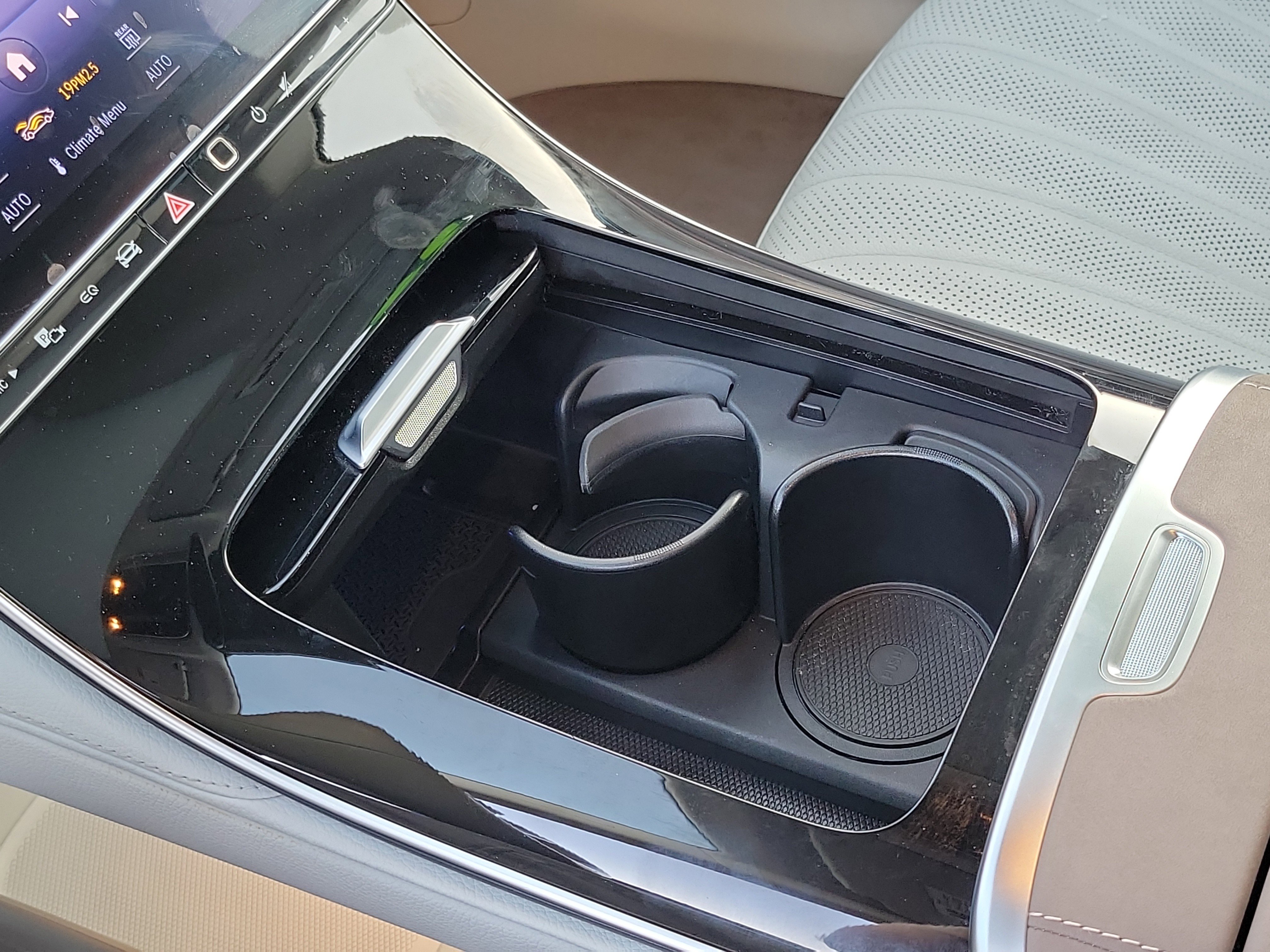 Used 2023 Mercedes-Benz EQS 450+ Sedan image 12