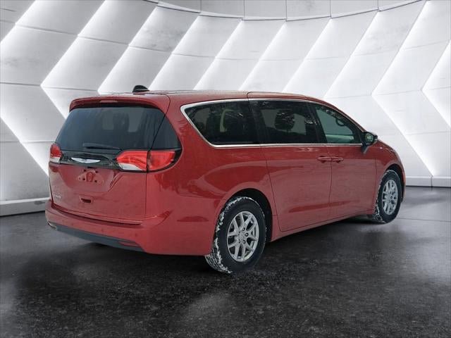 New 2026 Chrysler Voyager LX image 22
