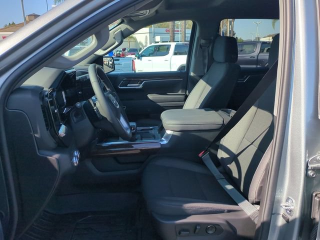 New 2026 GMC Sierra 1500 Elevation w/ LPO, Elevation Black Package AWD/4WD image 19