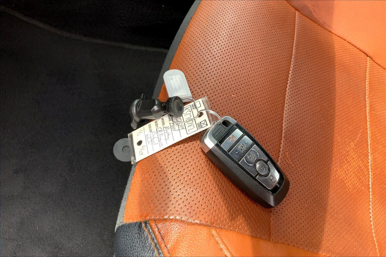 Certified 2019 Ford Mustang Premium RWD image 15