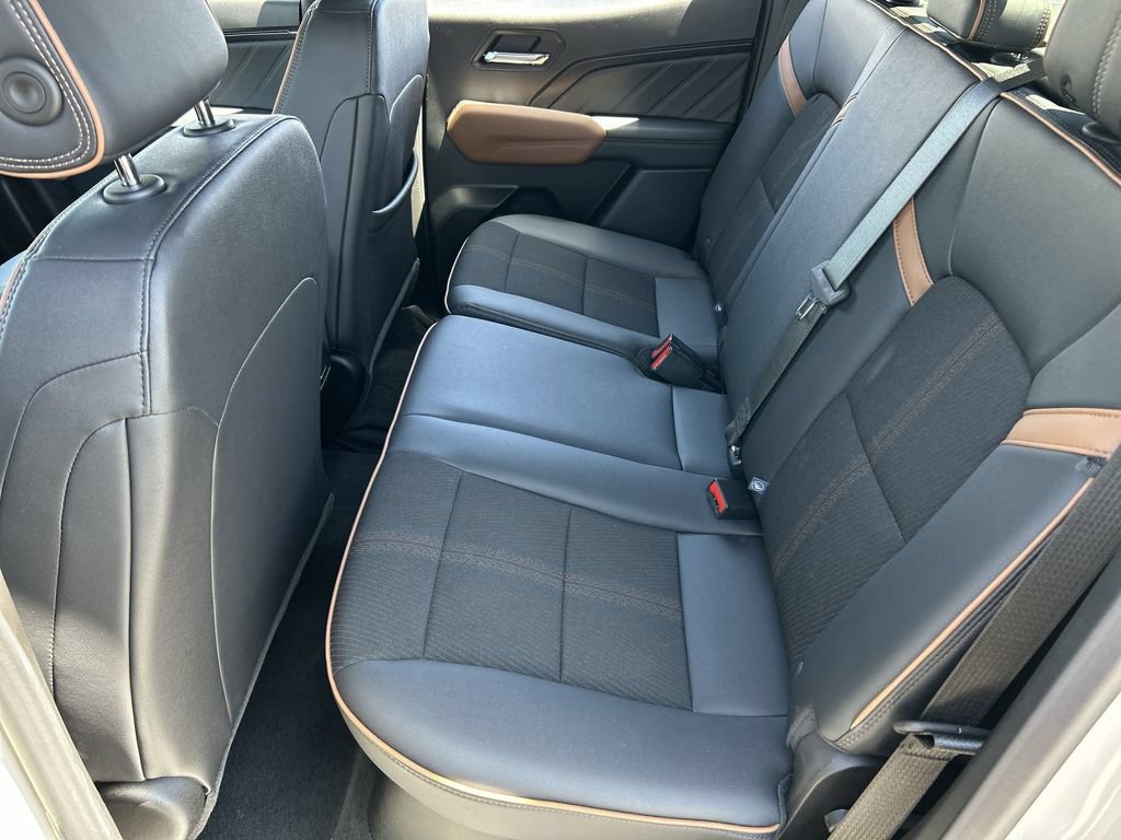 Used 2026 GMC Canyon AT4 AWD/4WD image 25