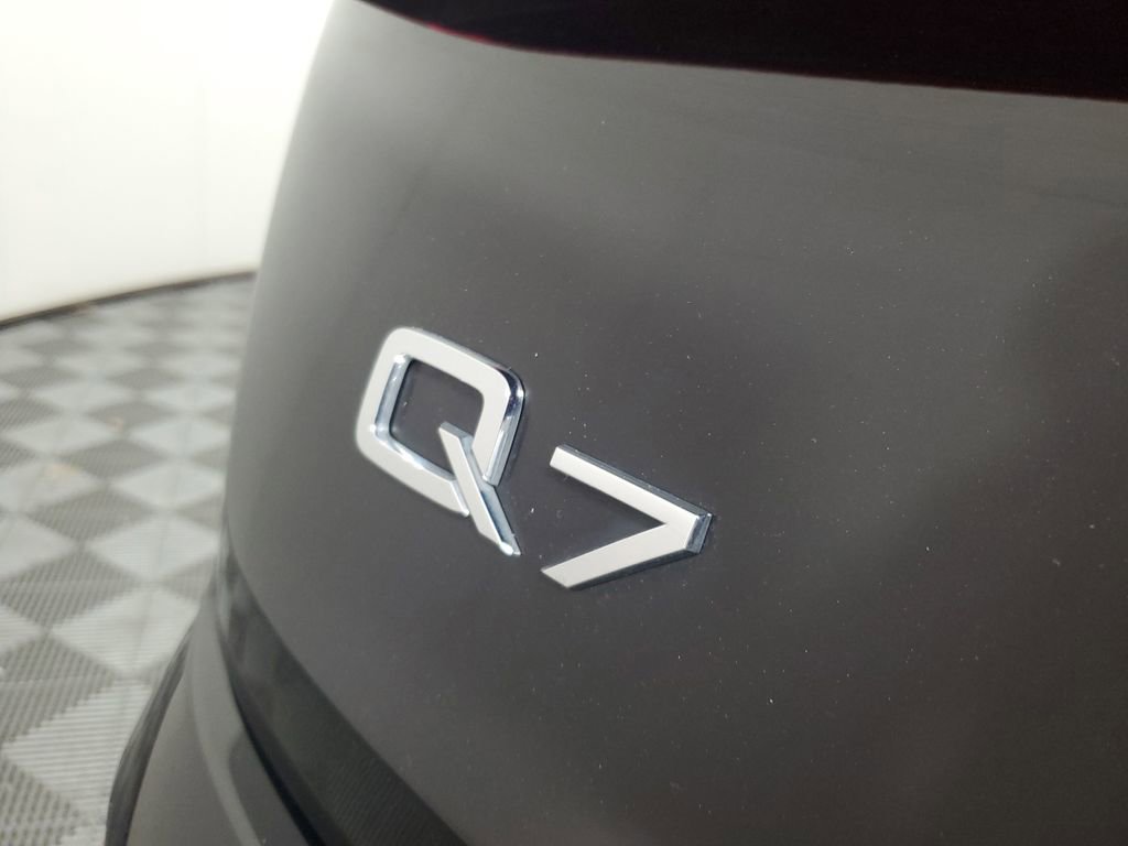 Used 2023 Audi Q7 2.0T Premium w/ Convenience Package image 8