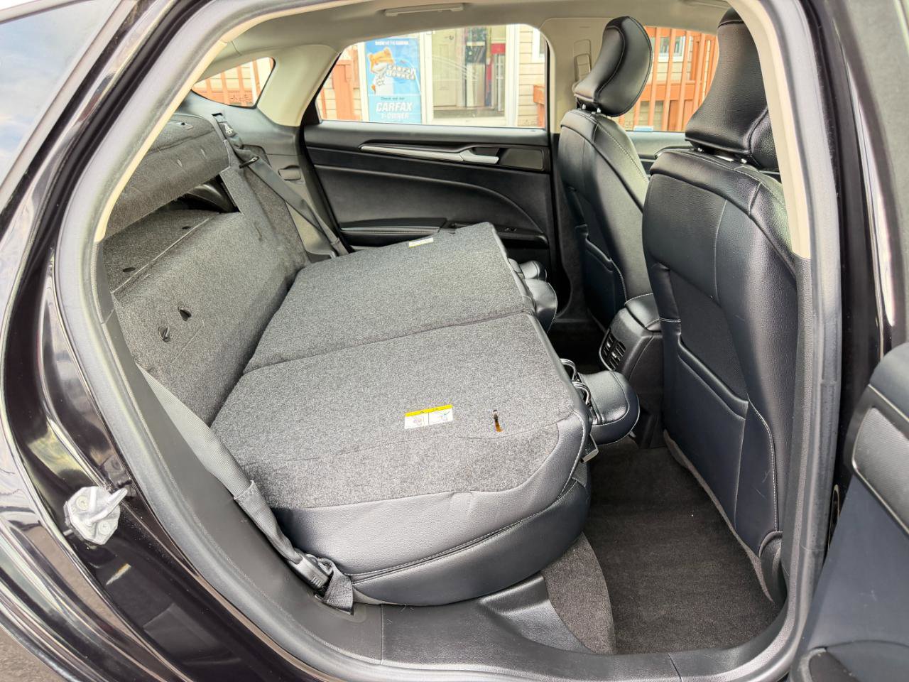 Used 2019 Ford Fusion Energi Titanium FWD image 35