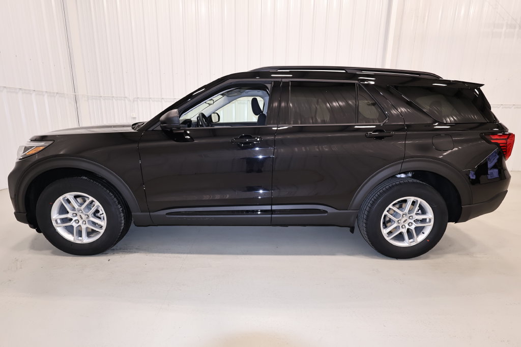 New 2026 Ford Explorer Active AWD/4WD image 6