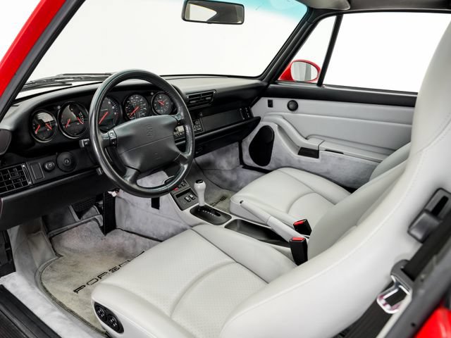Used 1995 Porsche 911 Carrera RWD image 4