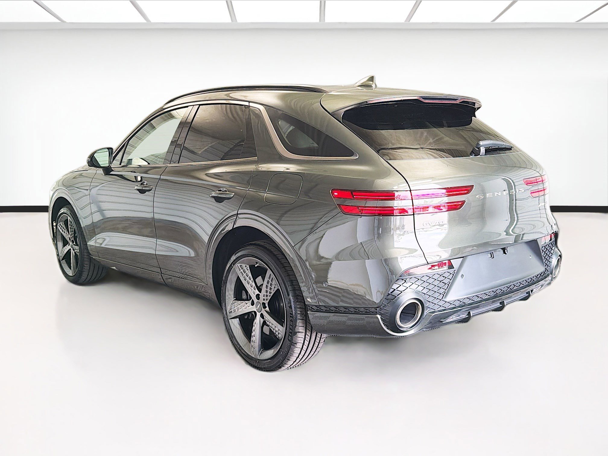 Used 2025 Genesis GV70 3.5T Sport w/ Sport Prestige Package image 6