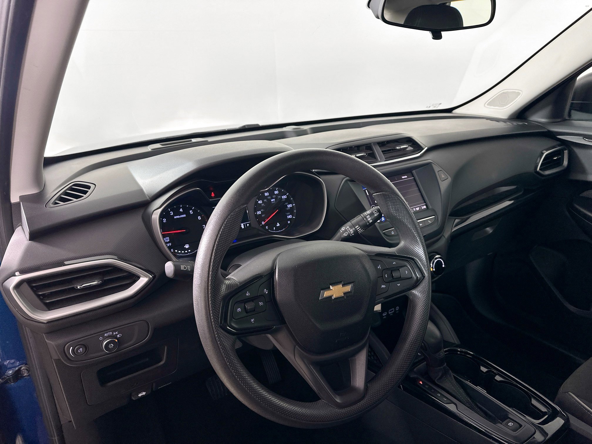Used 2021 Chevrolet TrailBlazer LS FWD image 10