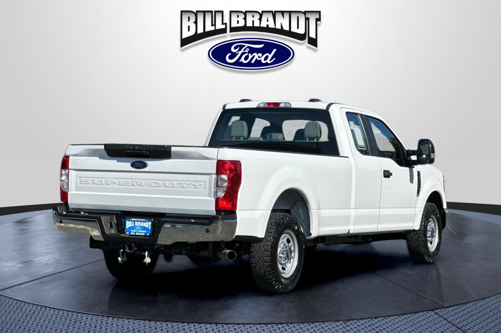 Used 2022 Ford F250 XL w/ Power Equipment Group RWD image 3