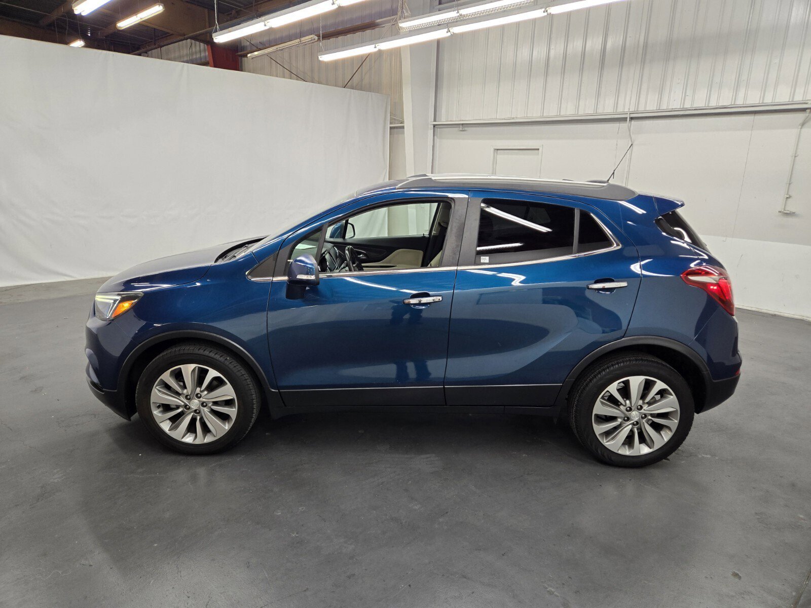 Used 2019 Buick Encore Preferred w/ Safety Package FWD image 2