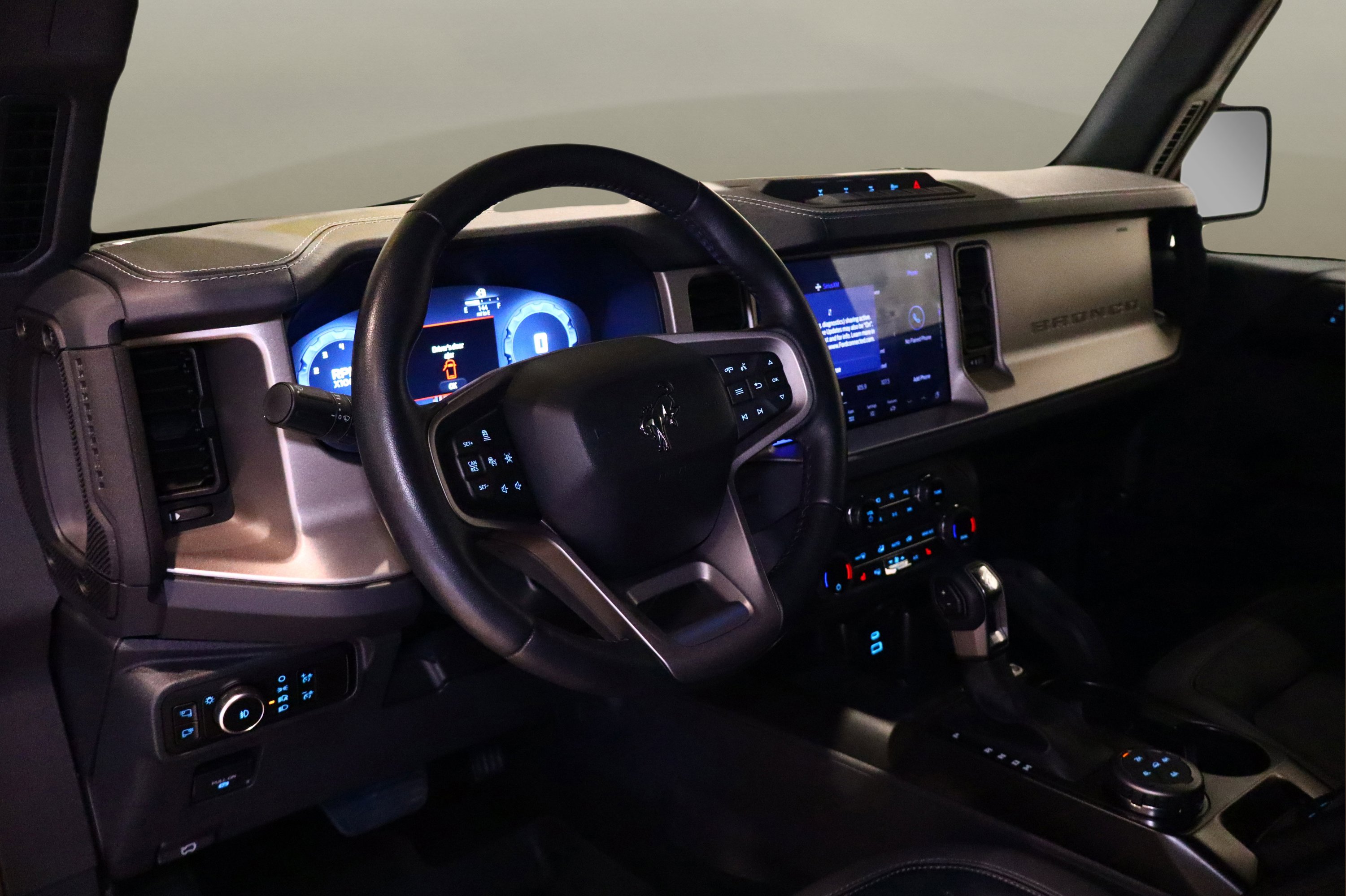 Used 2025 Ford Bronco Outer Banks w/ Sasquatch Package image 11