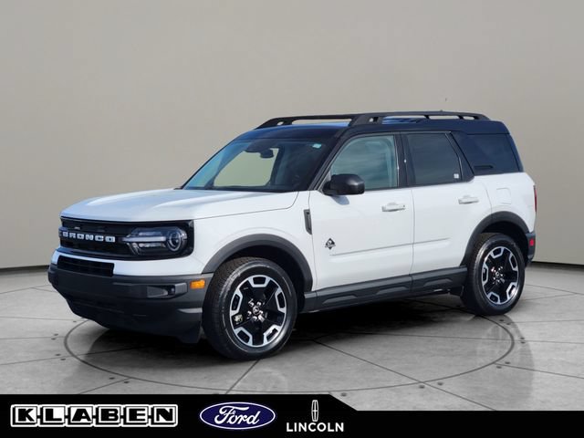 Certified 2023 Ford Bronco Sport Outer Banks w/ Tech Package AWD/4WD image 1