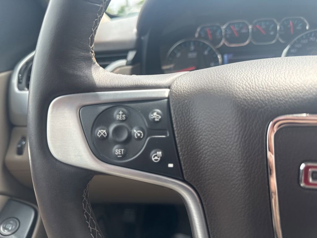 Used 2018 GMC Yukon SLT w/ Open Road Package AWD/4WD image 19