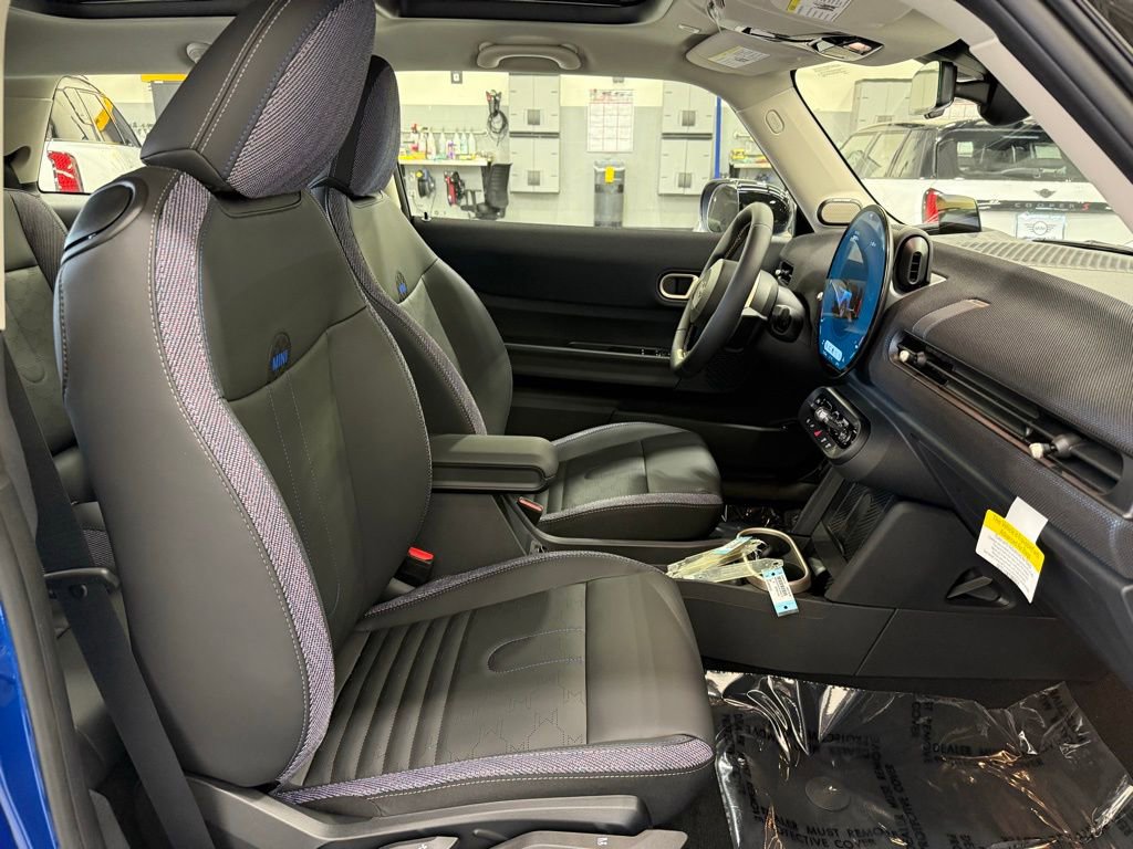 Certified 2025 MINI Cooper S image 24